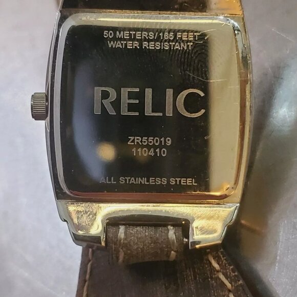 Relic by Fossil Womens watch zr55019 brown leather band silver case silver dial - Picture 7 of 12